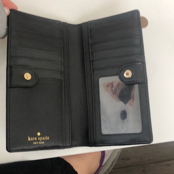 Black Kate spade wallet. - Picture 5 of 8